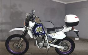 SUZUKI DJEBEL250XC SJ45A