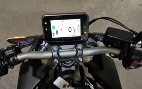 HONDA CB650R E-Clutch RH17