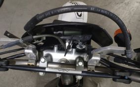 SUZUKI DR-Z250 SJ45A