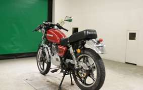 SUZUKI GN125 H 2010