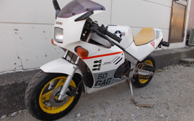 SUZUKI GYAGU LA41A