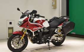 HONDA CB1300SB SUPER BOLDOR SP 2025 SC54