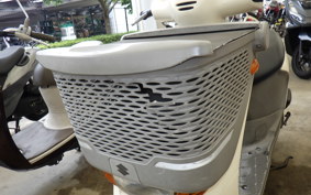 SUZUKI LET's 4 Basket CA43A