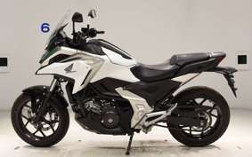 HONDA NC750X DCT 2018 RH09