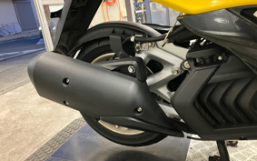 YAMAHA MAJESTYS SG28J