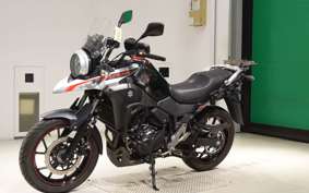 SUZUKI Vｽﾄﾛｰﾑ250A 2013