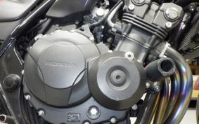 HONDA CB400SF VTEC A 2013 NC42