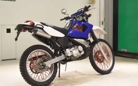 YAMAHA LANZA 2013 4TP