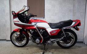 HONDA CB750F INTEGRA 1985 RC04