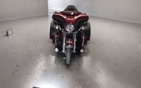 HARLEY  HARLEY FLHTCUTG1690 TRIKE  MAL