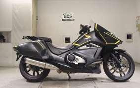 HONDA NM4 VULTUS -02 2014 RC82