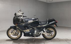 YAMAHA FZR250 2KR