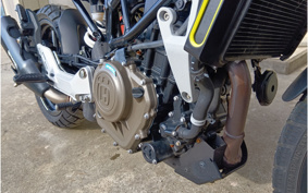OTHER HUSQUARNA SVARTPILEN 250 SP250
