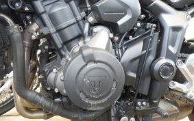 TRIUMPH TRIDENT 660 2021