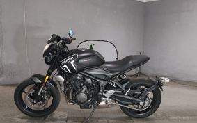 TRIUMPH TRIUMPH  TRIDENT 660 LGL10U