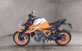 KTM 1290 SUPER  DUKE R V3940