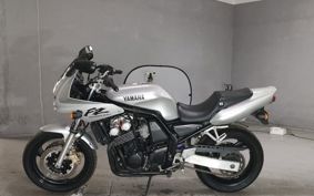 YAMAHA FZ400 4YR