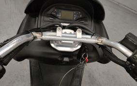 YAMAHA MAJESTY 125 SE27