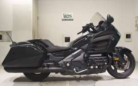 HONDA GL 1800 GOLD WING F6B 2013 SC68