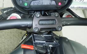 DUCATI M1100EVOディーゼル 2013