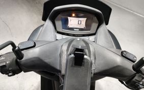 YAMAHA N-MAX 125 SEG6J
