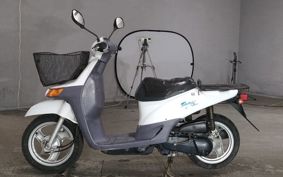 HONDA TOPIC AF38