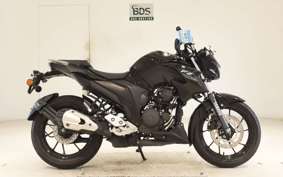 YAMAHA FZS25 1983