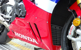 HONDA CBR1000RR-R FB SP 1990 SC82