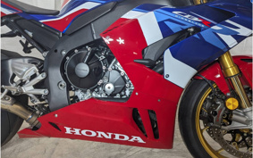 HONDA CBR1000RR-R FB SP 2022 SC82