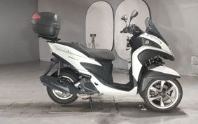 YAMAHA TRICITY 125 SE82J