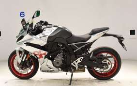 SUZUKI GSX-8R 2024 EM1AA
