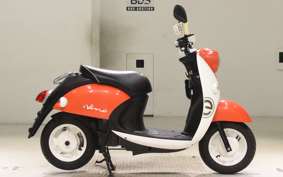 YAMAHA E-VINO SY11J