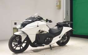 HONDA NM4 VULTUS -01 2018 RC82