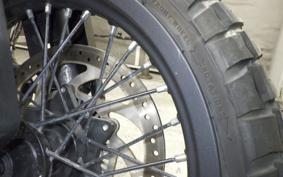 HUSQVARNA SVARTPILEN 401 2022