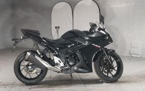 SUZUKI GSX250R DN11A