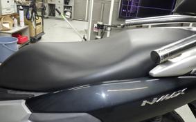 YAMAHA N-MAX