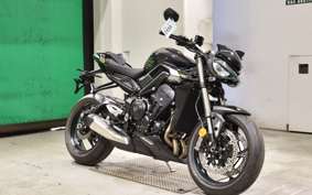 TRIUMPH STREET TRIPLE RS 2026