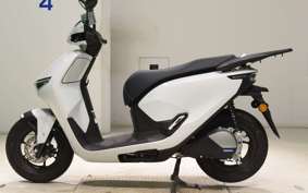 HONDA CUV:E 2000 EF18