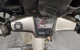 HONDA SUPER CUB90 HA02