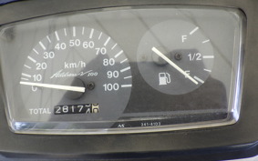 SUZUKI ADDRESS V100 CE11A