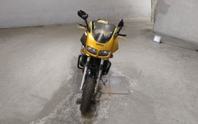 YAMAHA FZS600 FEATHER RJ02