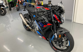 BMW M1000R 2023 0E81