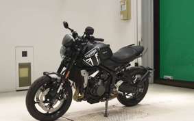 TRIUMPH TRIDENT 660 2023