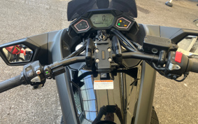 HONDA NM4 VULTUS -01 2014 RC82