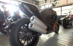 DUCATI DIAVEL 2011 ZDMG100ABBB