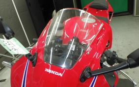 HONDA CBR600RR 2024 PC40