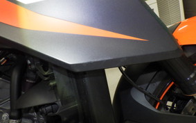 KTM 1290 SUPER DUKE R 2016