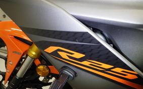 YAMAHA YZF-R25 A