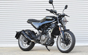 HUSQVARNA SVARTPILEN4 2018