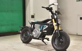 BMW CE-02